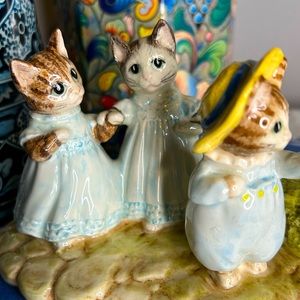 Vintage 1998 Beswick Ware Figurine Beatrix Potter Mittens, Tom Kitten & Moppet